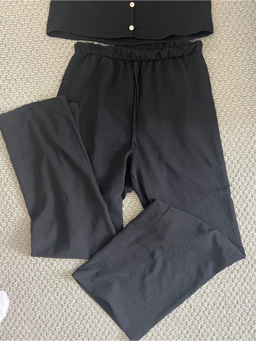 2-Piece Set: Sleeveless Button Tank & matching Flowy pants, black size medium - Picture 4 of 8